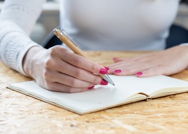 Logotrade Werbeartikel das Foto: Pynn Bambus Infinity-Stift