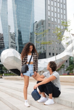 Logotrade Logogeschenke das Foto: Boxy Sling