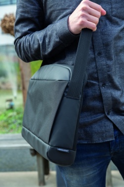 Logotrade Werbeartikel das Foto: Madrid RFID USB 15.6" Laptoptasche, PVC-frei