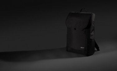 Logotrade Geschäftsgeschenke das Foto: Swiss Peak Fern AWARE™ RPET 15,6" Rucksack mit Allover-Zip