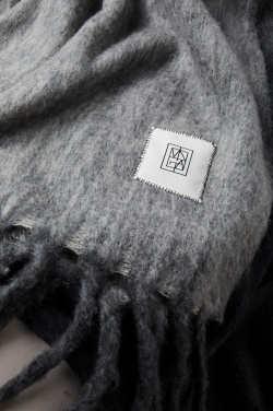 Logotrade Firmengeschenke das Foto: VINGA Saletto Decke aus Wollgemisch