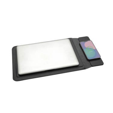 Logotrade Werbeartikel das Foto: Swiss Peak magnet. 15,6" Laptop-Sleeve mit 15W Ladefunktion