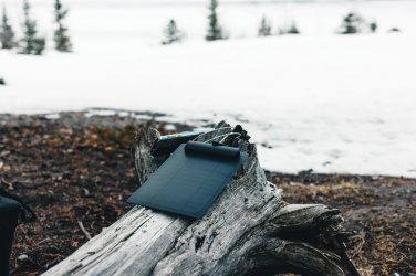 Logotrade promotional giveaway image of: Pedro AWARE™ RPET deluxe cooler bag with 5W solar panel