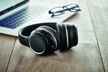 Logotrade promotional merchandise image of: ANC headphone and pouch