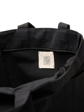 Logotrade promotional item image of: VINGA Hilo AWARE™ recycled canvas zip tote