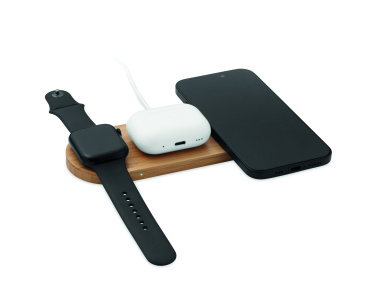 Logotrade business gift image of: 3 in 1 15W wireless charger