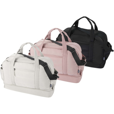 Logotrade promotional merchandise picture of: Puffer GRS recycled duffel bag with insulated bottom 30L