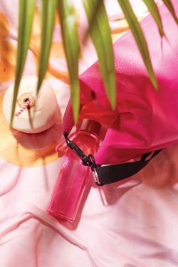 Logotrade reklaamtoote foto: VINGA Lean tritaanist veepudel