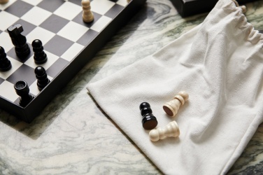 Logotrade meened pilt: VINGA Chess kohvilauamäng
