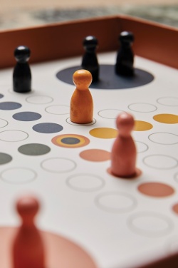 Logo trade reklaamkingi pilt: VINGA Ludo kohvilauamäng