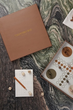 Logotrade firmakingituse foto: VINGA Diivanilaua kogumiskarp