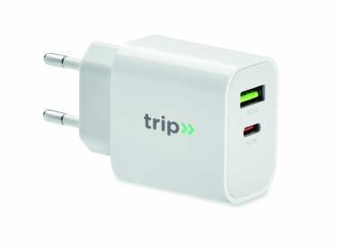Logotrade reklaamkingituse foto: 18W 2 pordiga USB laadija EU pistik