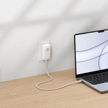 Logotrade meene foto: Belkin BoostCharge 3-pordiline seinalaadija
