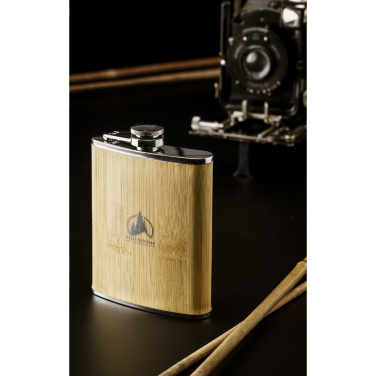 Logotrade meene foto: Hipflask Bamboo 200 ml joogipudel
