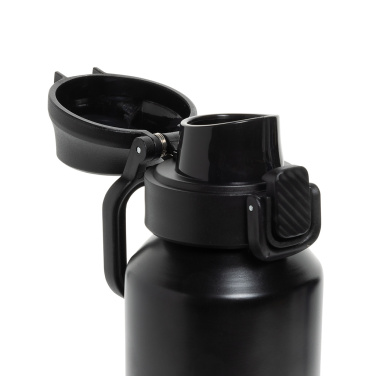 Logotrade firmakingituse foto: Via RCS Re-steel lukustatav spordipudel 600ML