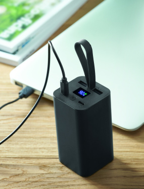 Logotrade firmakingituse foto: VOIMA akupank 20 000 mAh