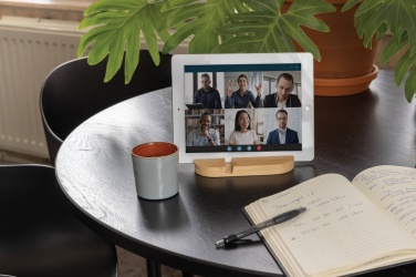 Logo trade mainoslahja ja liikelahja tuotekuva: Bambuinen tabletti- ja puhelinpidike