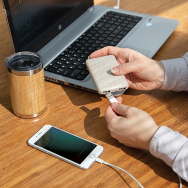 Logotrade mainostuote tuotekuva: Taskuvaravirtalähde 5 000 mAh vehnän oljista