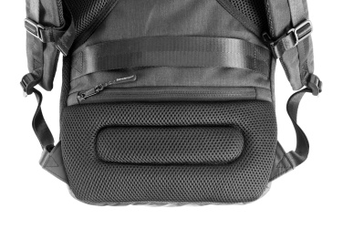 Logotrade mainoslahja tuotekuva: Rolltop reppu ELBERT Schwarzwolf