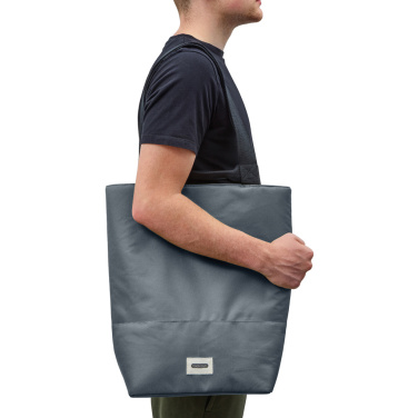 Logotrade mainoslahja ja liikelahja kuva: Black+Blum 16 L eristetty kauppa-/retkilaukku