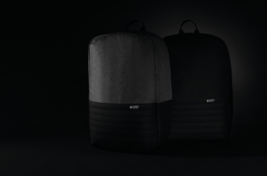 Logotrade reklaminiai produktai nuotrauka: Swiss Peak AWARE™ RFID nuo vagystės 15,6 colio nešiojamojo kompiuterio kuprinė