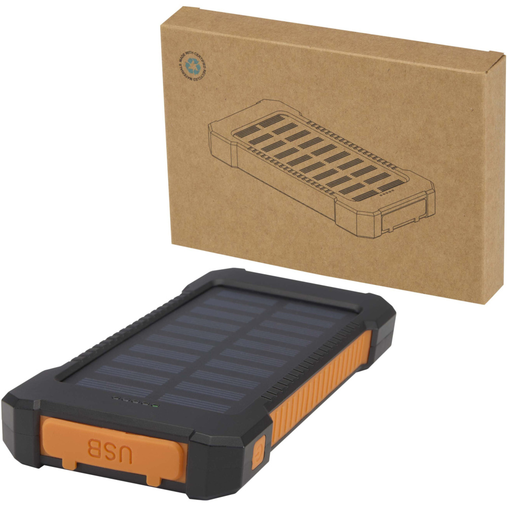 Logotrade verslo dovanos nuotrauka: „Altair“ 5000 mAh 10 W perdirbto plastiko tvirta saulės baterija su įmontuotu žibintuvėliu