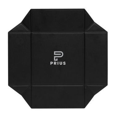 Logotrade Ideja dāvanas foto: Swiss Peak RCS pārstrādāta PU salokāma magnētiskā uzglabāšanas paplāte