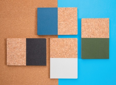 Logotrade logo dāvanas foto: A5 korķa un kraft piezīmju grāmatiņa