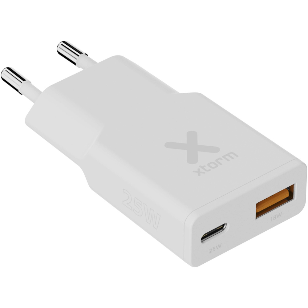Logotrade biznesa dāvanas foto: Xtorm XG2SL025 Go2 SlimLine 25W lādētājs