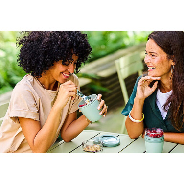 Лого трейд pекламные продукты фото: Пищевой мини-контейнер Mepal Ellipse