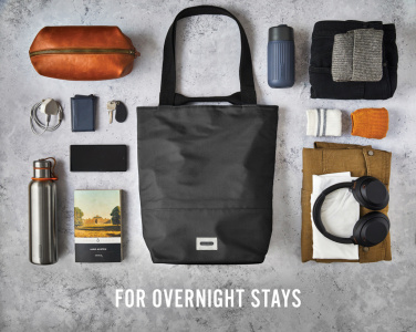 Логотрейд pекламные cувениры картинка: Черная термосумка-тоут/холодильник Blum 16 л