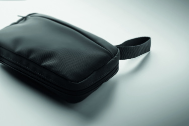 Лого трейд бизнес-подарки фото: Toiletry bag 600D RPET