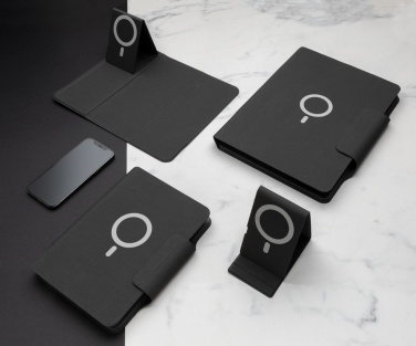 Logotrade reklamprodukter bild: Artic magnetisk A4 portfolio, 10W trådlös laddning