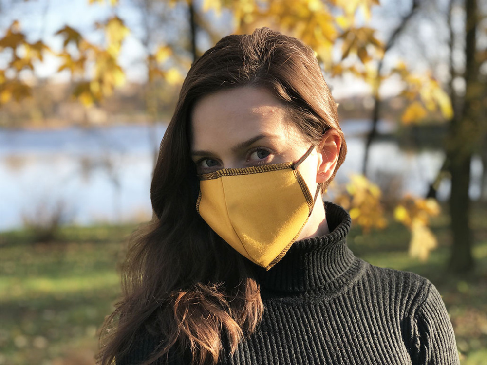 Logotrade profilprodukter bild: SVART-SVART ansiktsmask i bomull 140116500